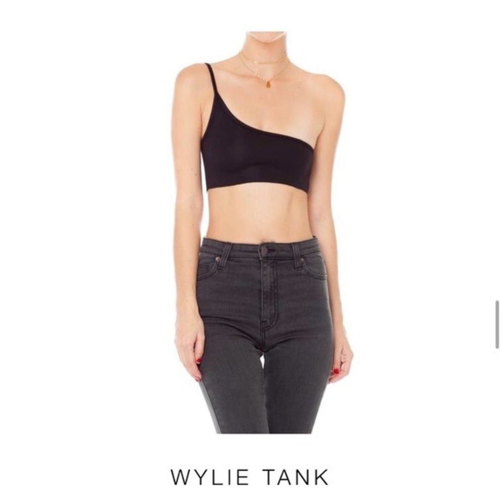 ARE YOU AM I Wylie Tank Crop Top in Black